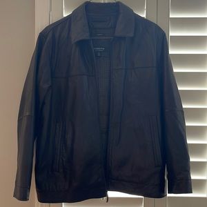 Men’s clave, one outerwear, lambskin, dark brown leather jacket lg almost new
